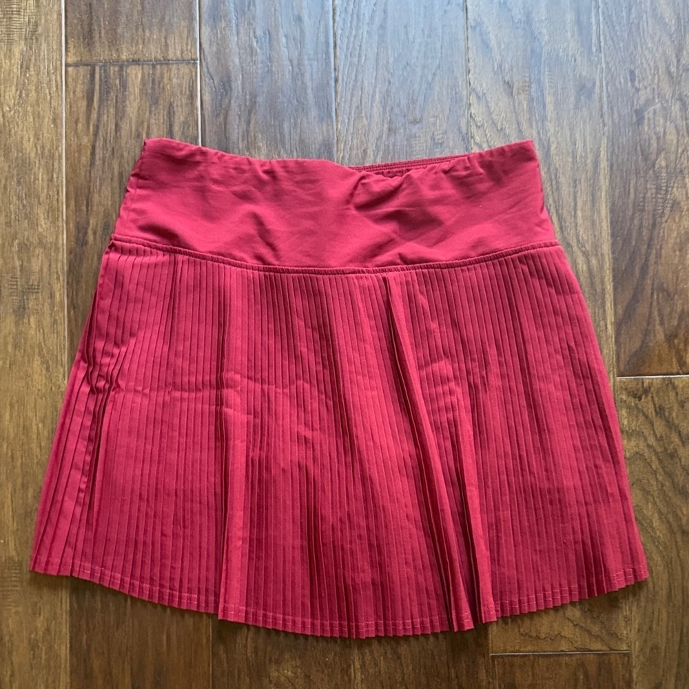 BCG Burgundy Pleated Women's Tennis Skort - Picture 3 of 4